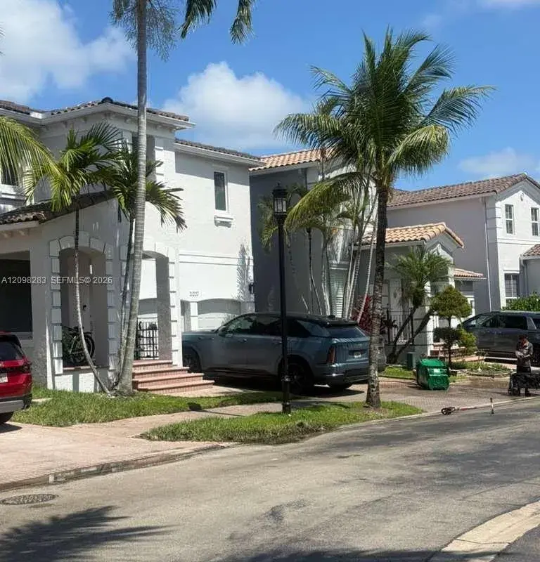 21227 NE 31st Pl, Aventura FL 33180