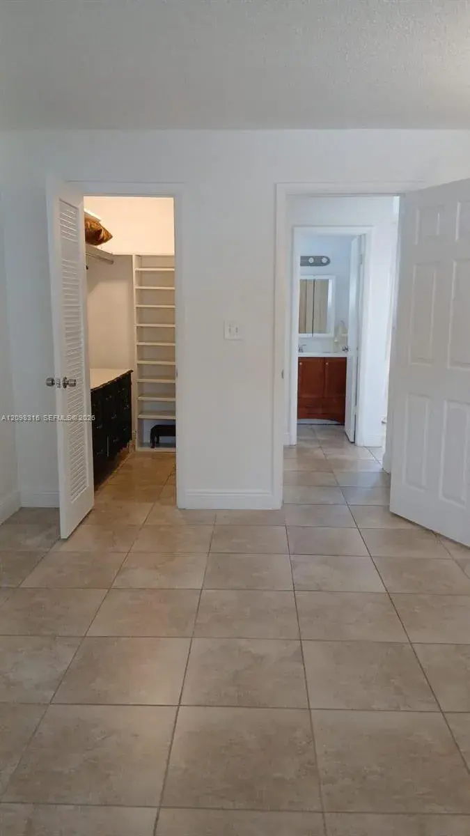 2200 Taylor St # 105, Hollywood FL 33020