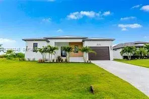 8124 Tecumseh Cir, Port Charlotte FL 33981