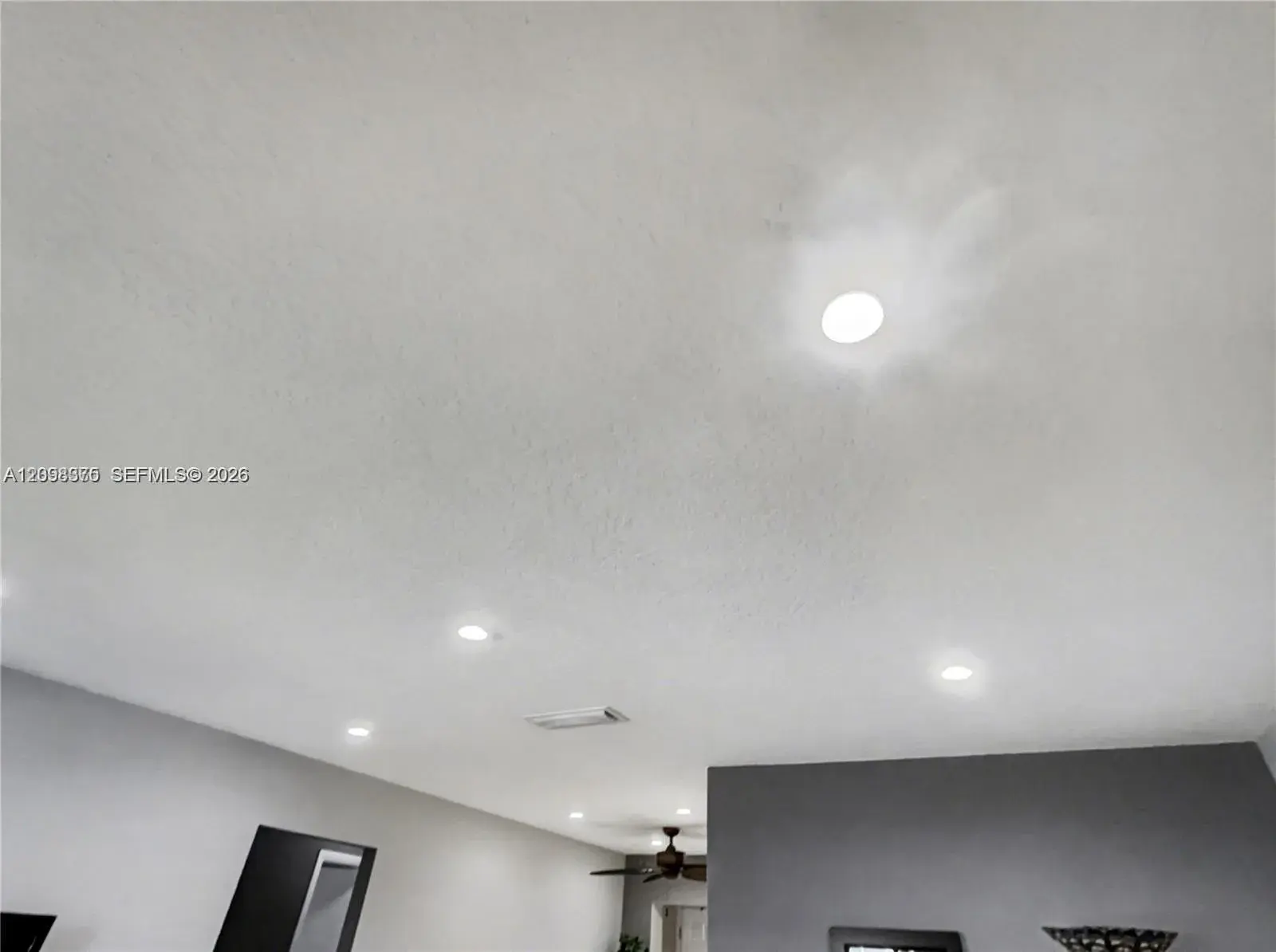 6960 NW 11th Ct, Margate FL 33063
