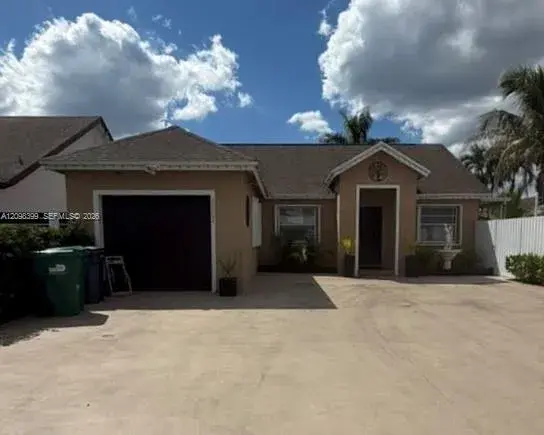 24862 SW 129th Pl, Homestead FL 33032