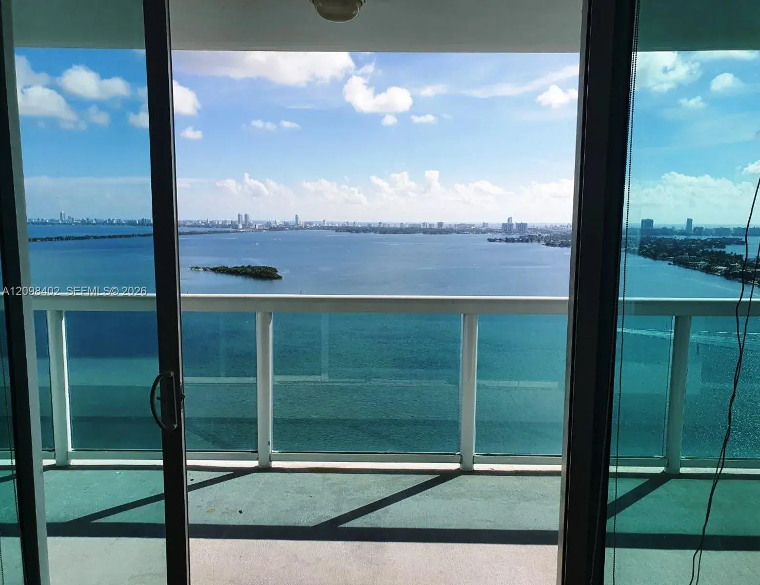 2 bedroom 2 bath Residential for sale at 1800 N Bayshore Dr # 3405, Miami FL 33132