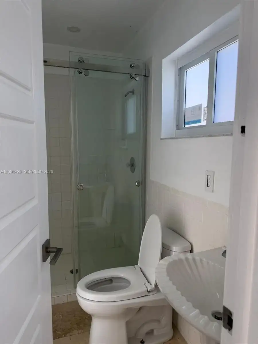 8880 SW 183rd Ter, Palmetto Bay FL 33157 photo 3