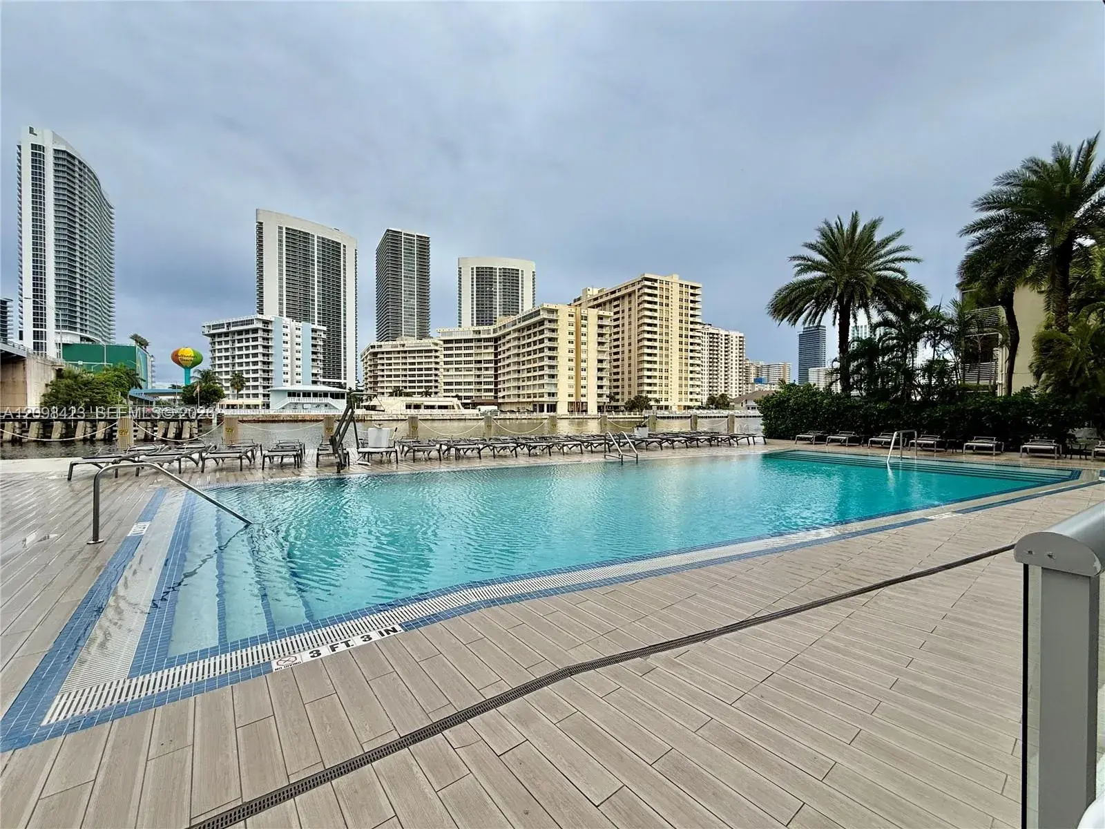 2602 E Hallandale Beach Blvd # R2203, Hallandale Beach FL 33009