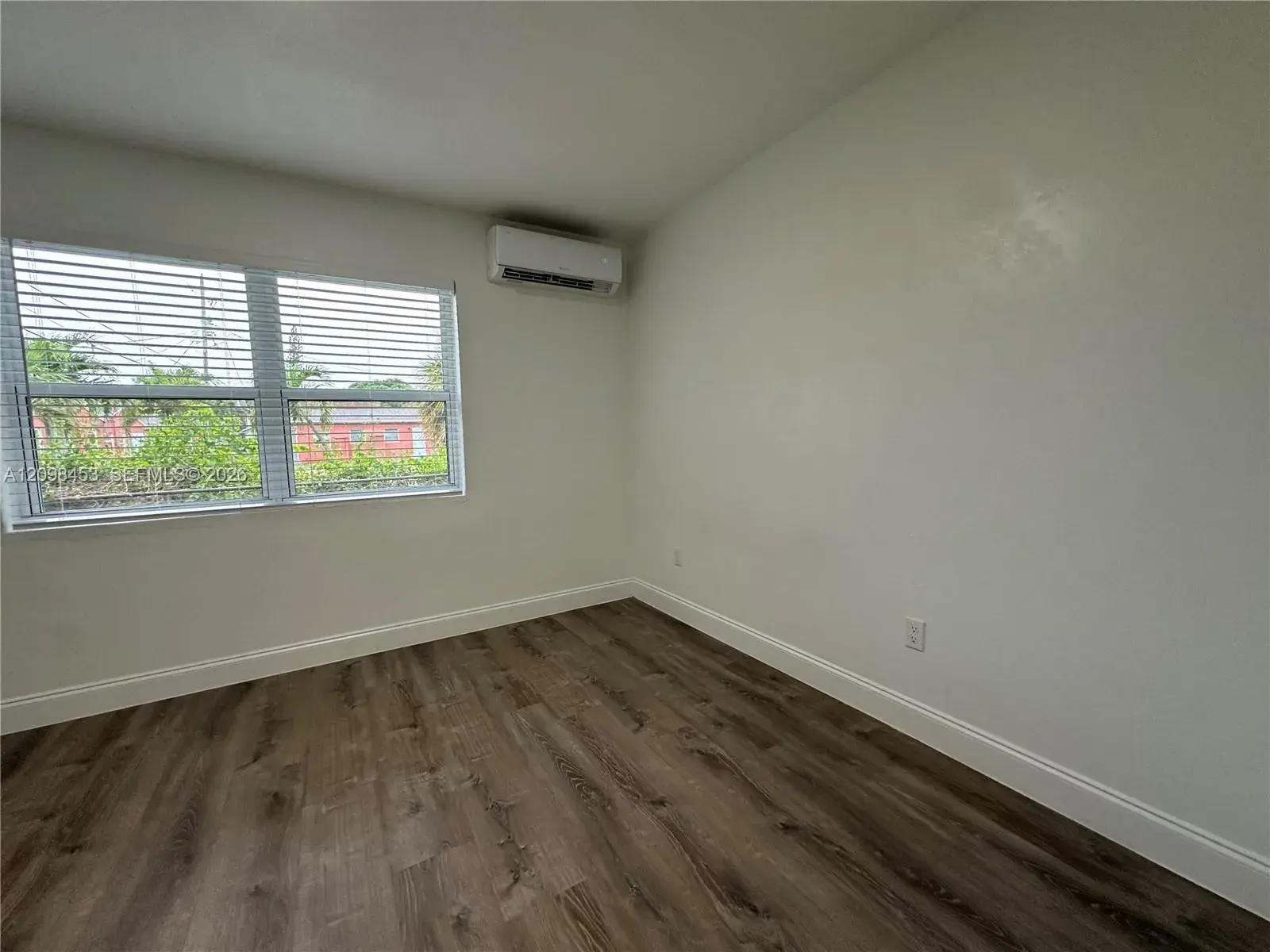 2300 Madison St # 110, Hollywood FL 33020