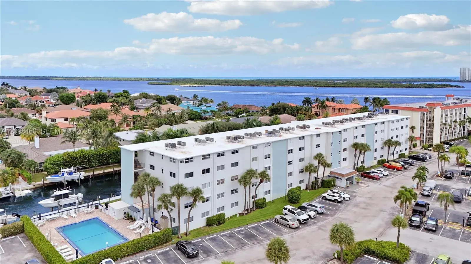 109 N Paradise Harbour Blvd # 406, North Palm Beach FL 33408