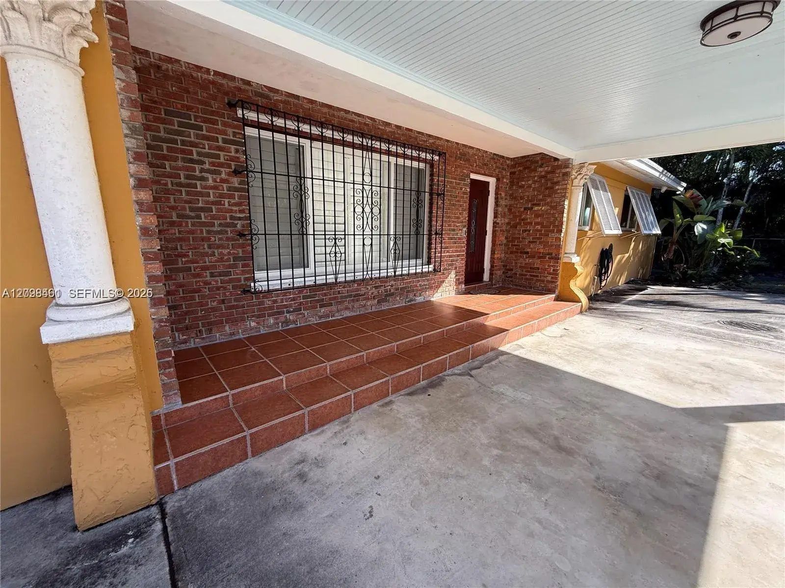 11845 SW 97th Ave, Miami FL 33176