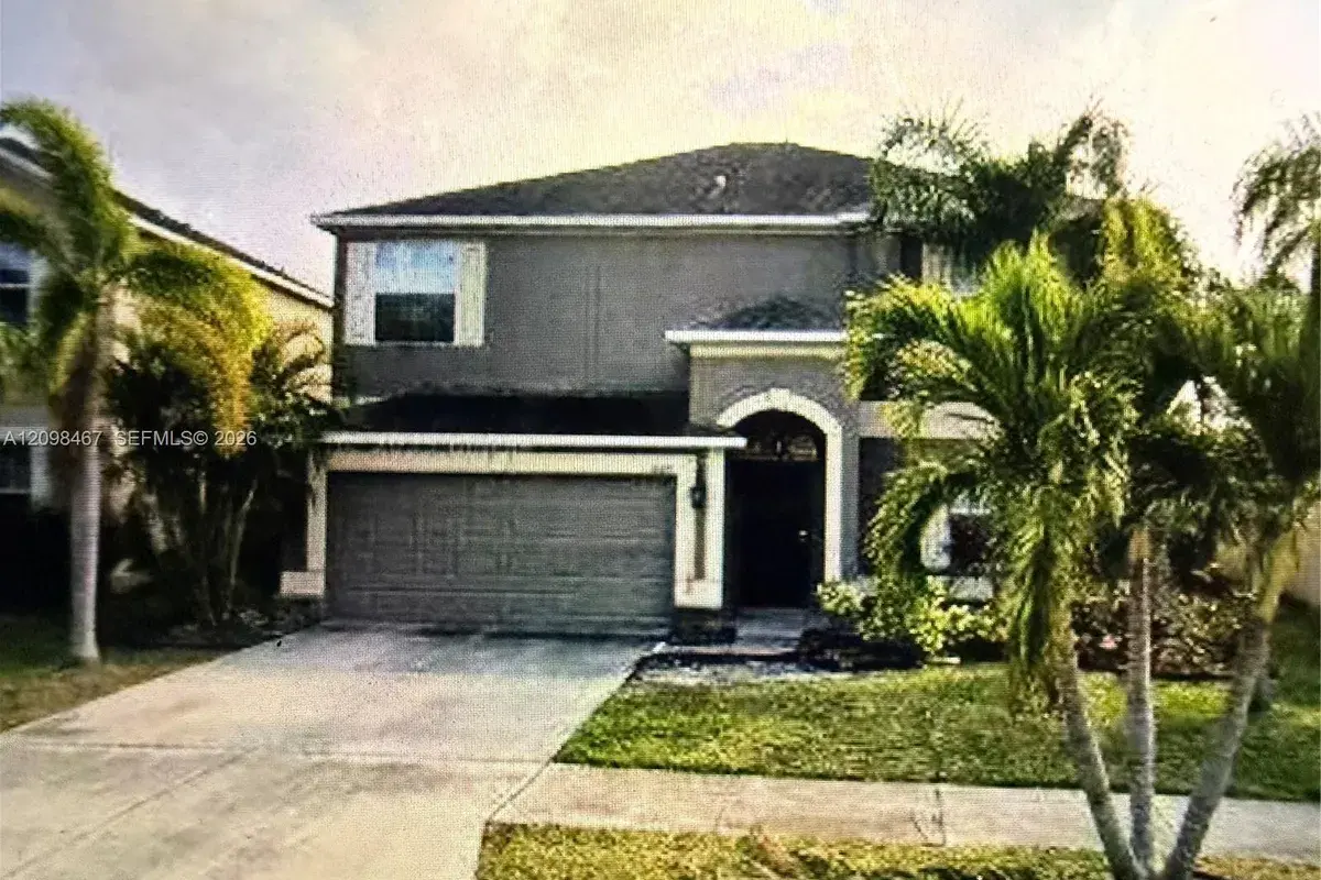 2429 ROANOKE SPRINGS DR, Other City - In The State Of Florida FL 33570
