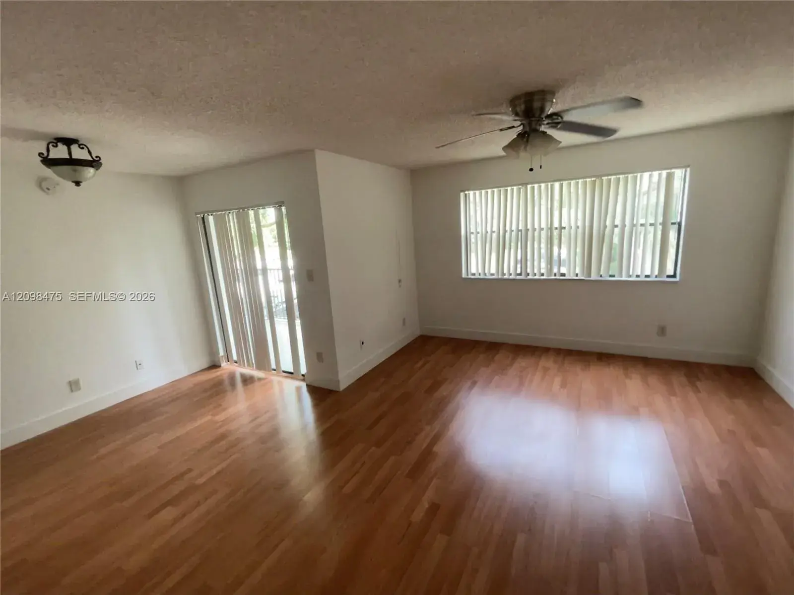 520 S Park Rd # 12, Hollywood FL 33021