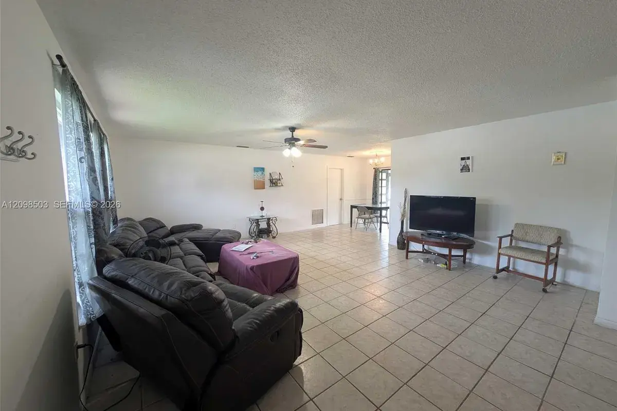 1687 SE Floresta DRIVE SE, Saint Lucie West FL 34983