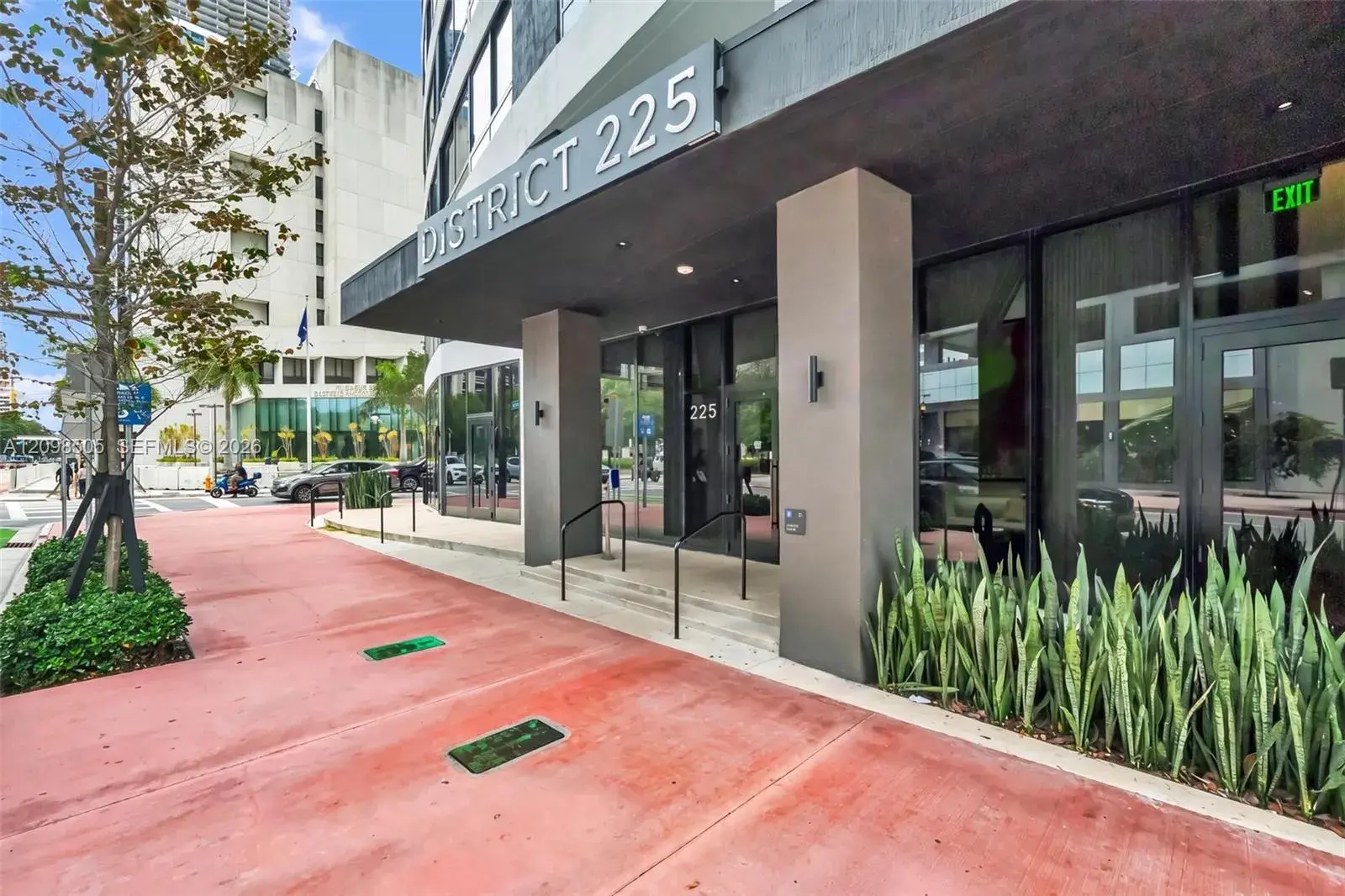 225 N Miami Ave # 2208, Miami FL 33128