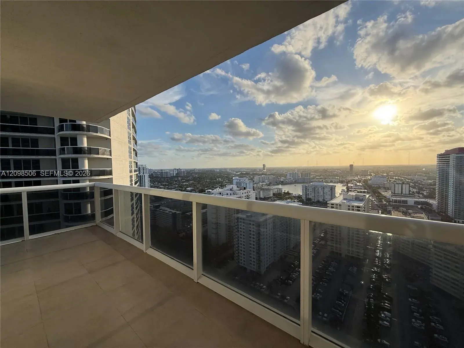 1830 S Ocean Dr # 3006, Hallandale Beach FL 33009