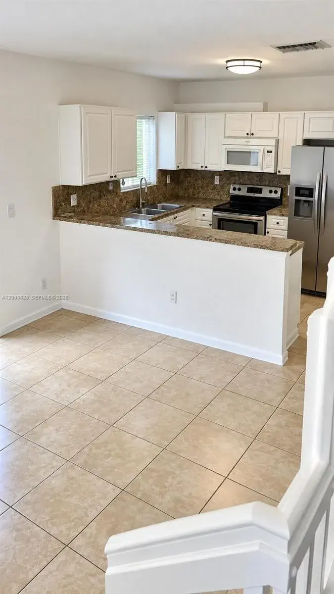 18951 SW 113th Pl, Miami FL 33157