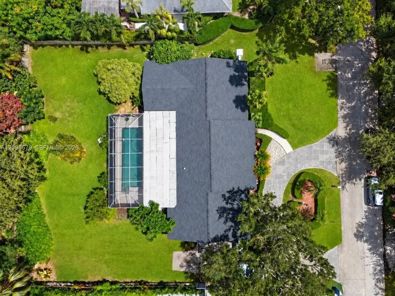 7605 SW 179th Ter, Palmetto Bay FL 33157 photo 3