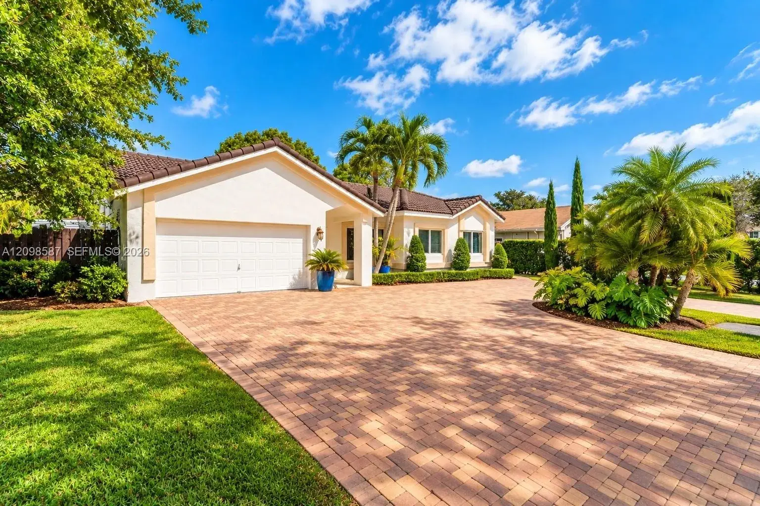 15325 SW 54th Ter, Miami FL 33185