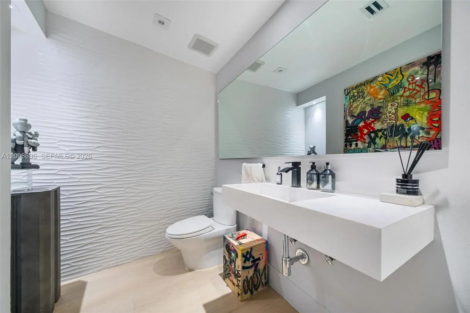 2950 NE 188th St # 524, Aventura FL 33180