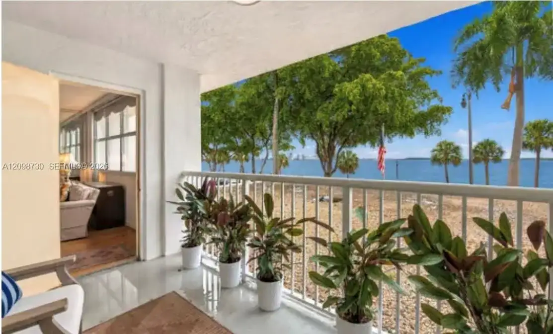 1420 Brickell Bay Dr # 202E, Miami FL 33131 photo 2