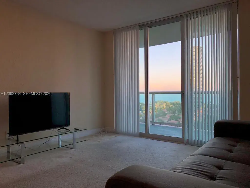 19390 Collins Ave # 1624, Sunny Isles Beach FL 33160