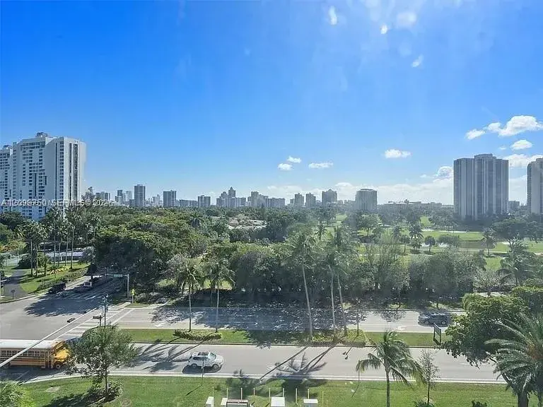 3375 N Country Club Dr # 605, Aventura FL 33180