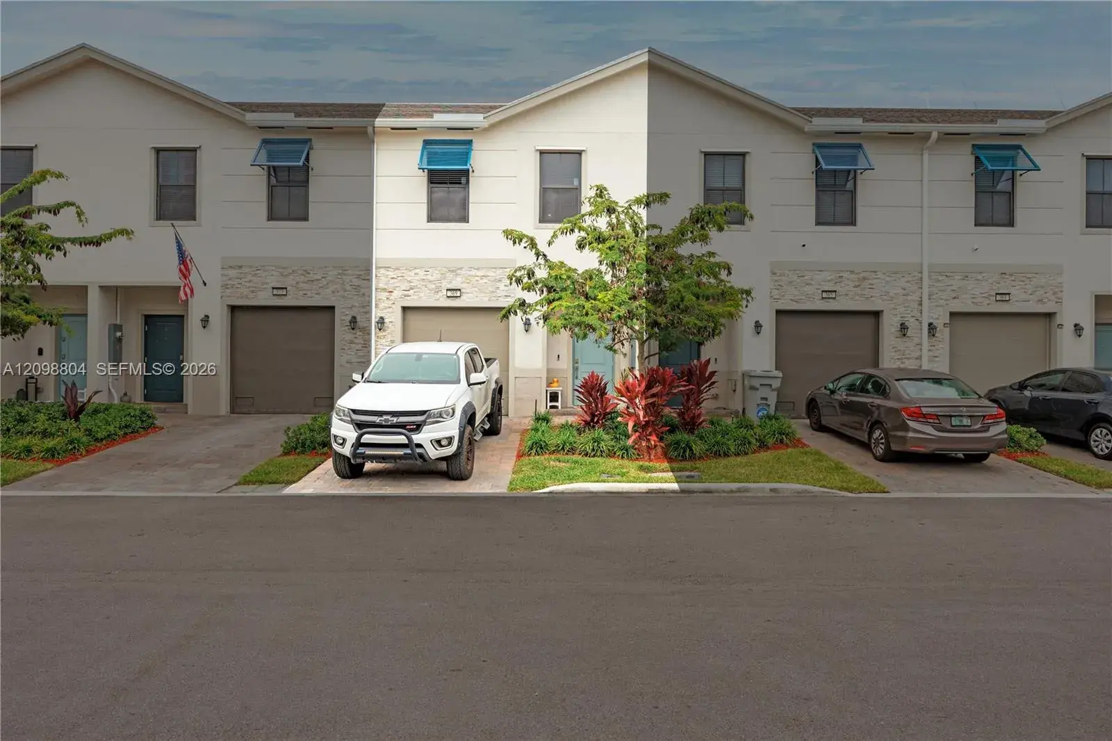 369 NW 8th Ct, Pompano Beach FL 33060