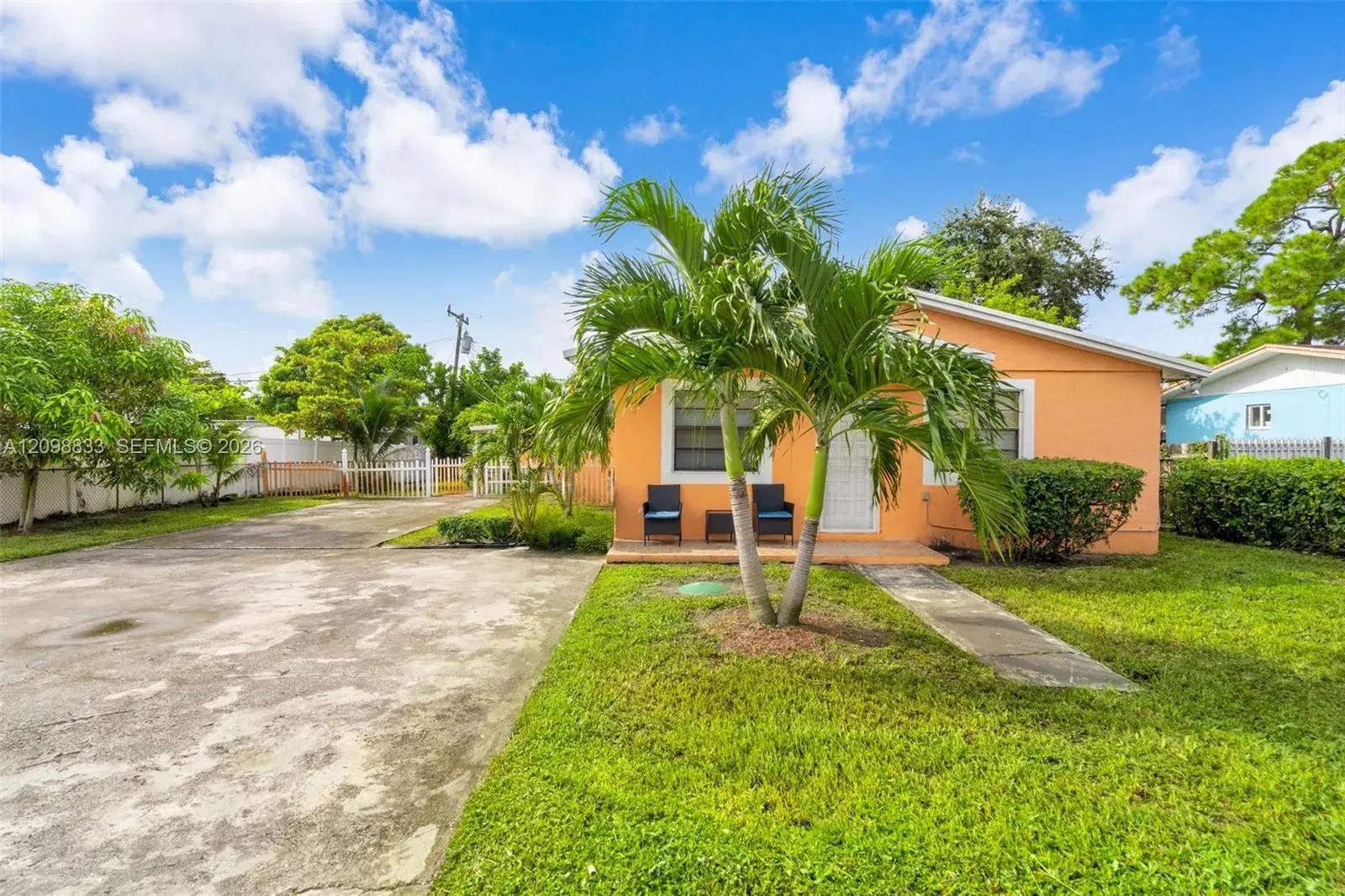 3420 NW 213th Ter, Miami Gardens FL 33056
