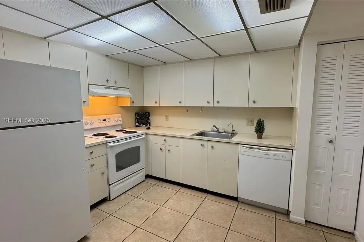 251 SW 132nd Way # 410H, Pembroke Pines FL 33027