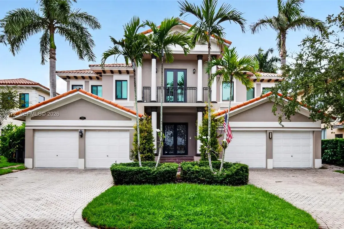 7876 SW 194th St, Cutler Bay FL 33157