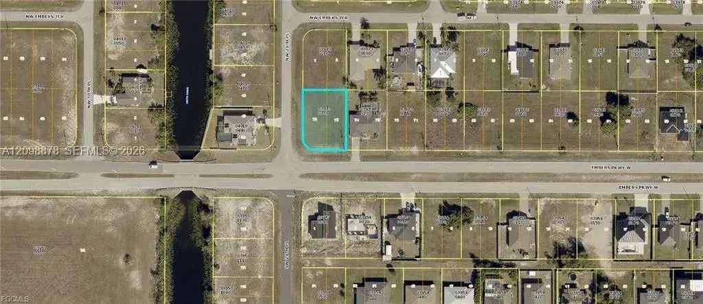 2911 Embers Pkwy W, Cape Coral FL 33993