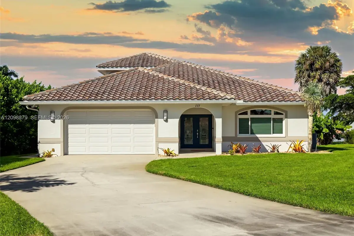 111 NEWPORT CAY, Naples FL 34114