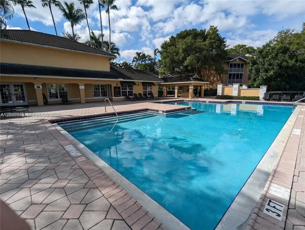 4055 W Mcnab Rd # H112, Pompano Beach FL 33069