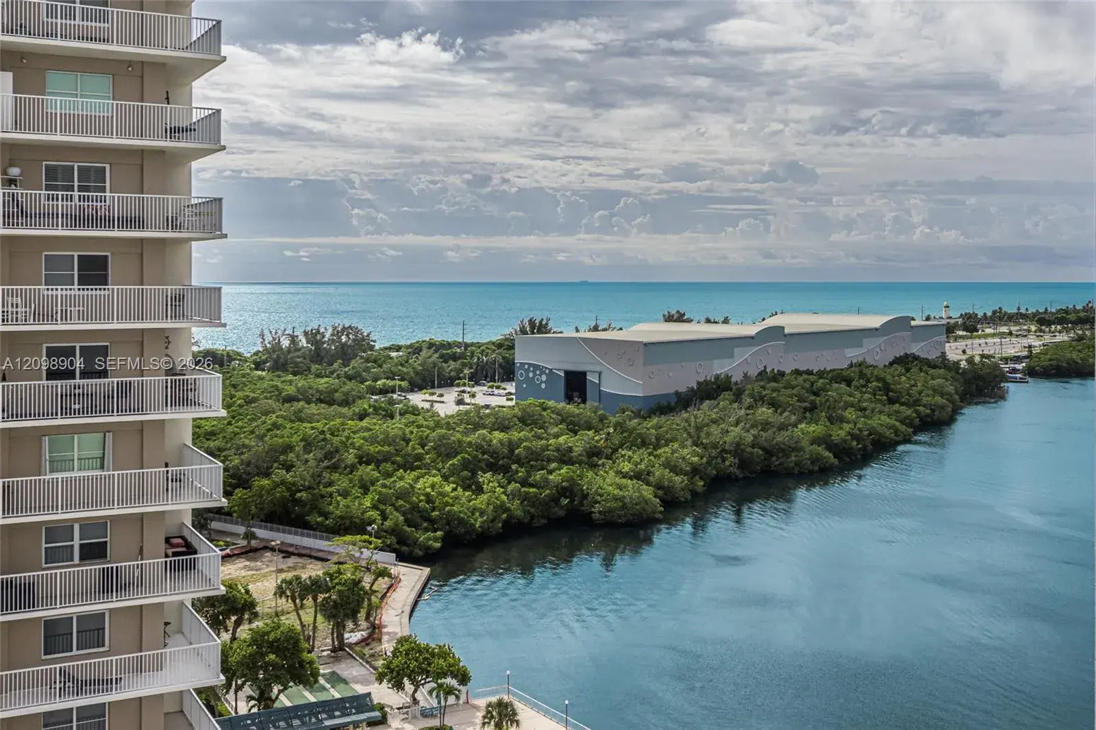 500 Bayview Dr # 1631, Sunny Isles Beach FL 33160