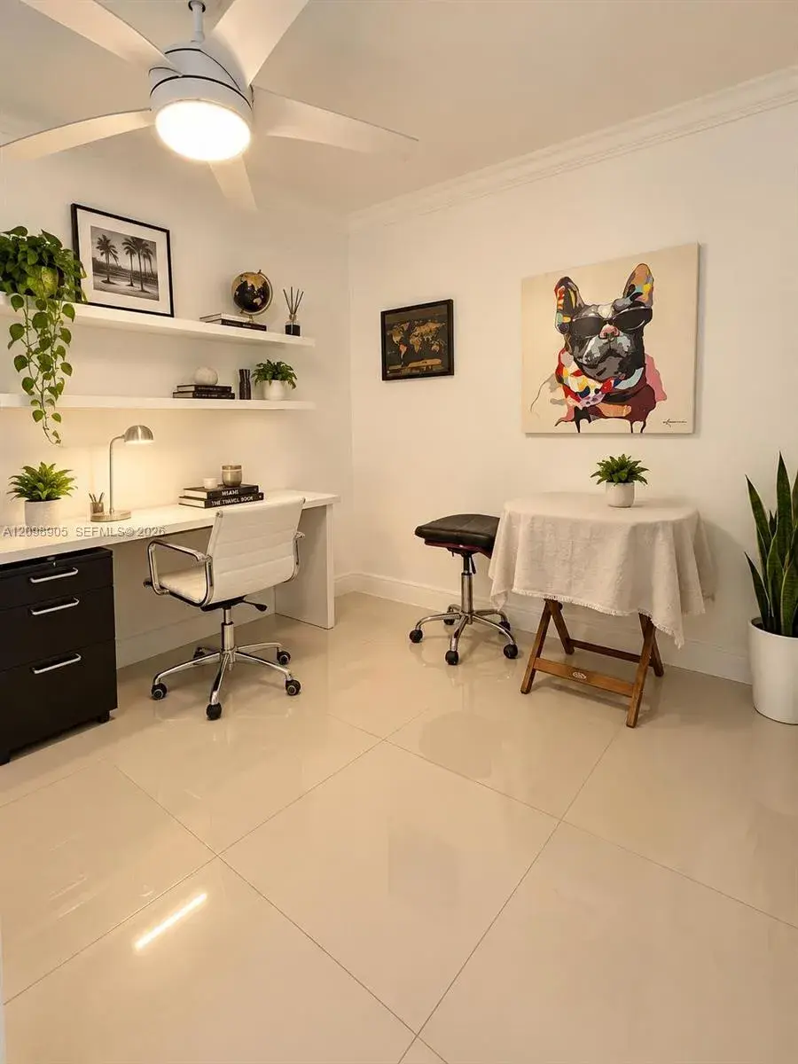 240 Collins Ave # 2C, Miami Beach FL 33139