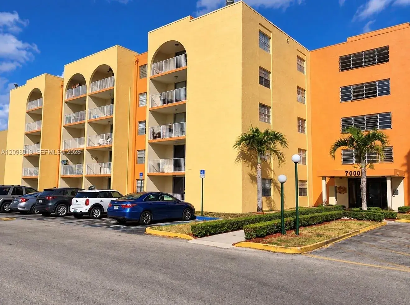 7000 NW 186th St # 116, Hialeah FL 33015