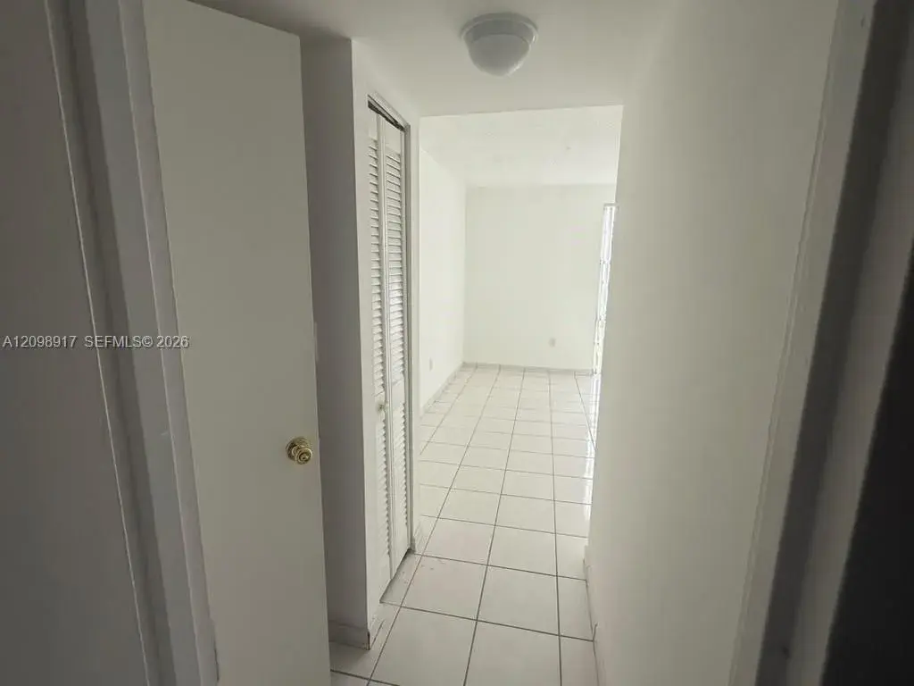 17560 Atlantic Blvd # 405, Sunny Isles Beach FL 33160