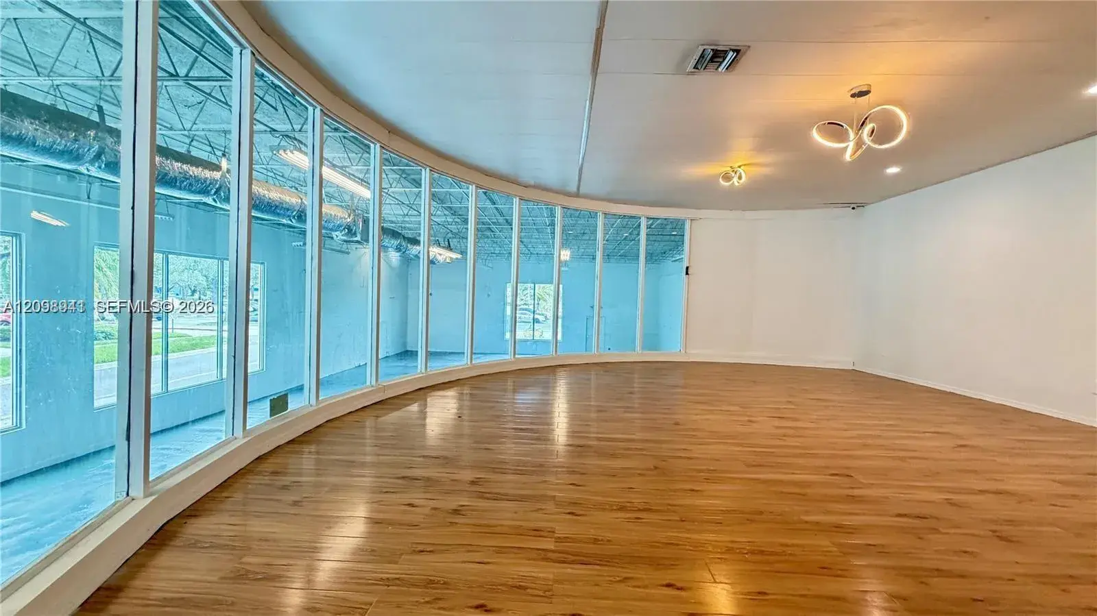 1036 NW 1st Ct, Hallandale Beach FL 33009
