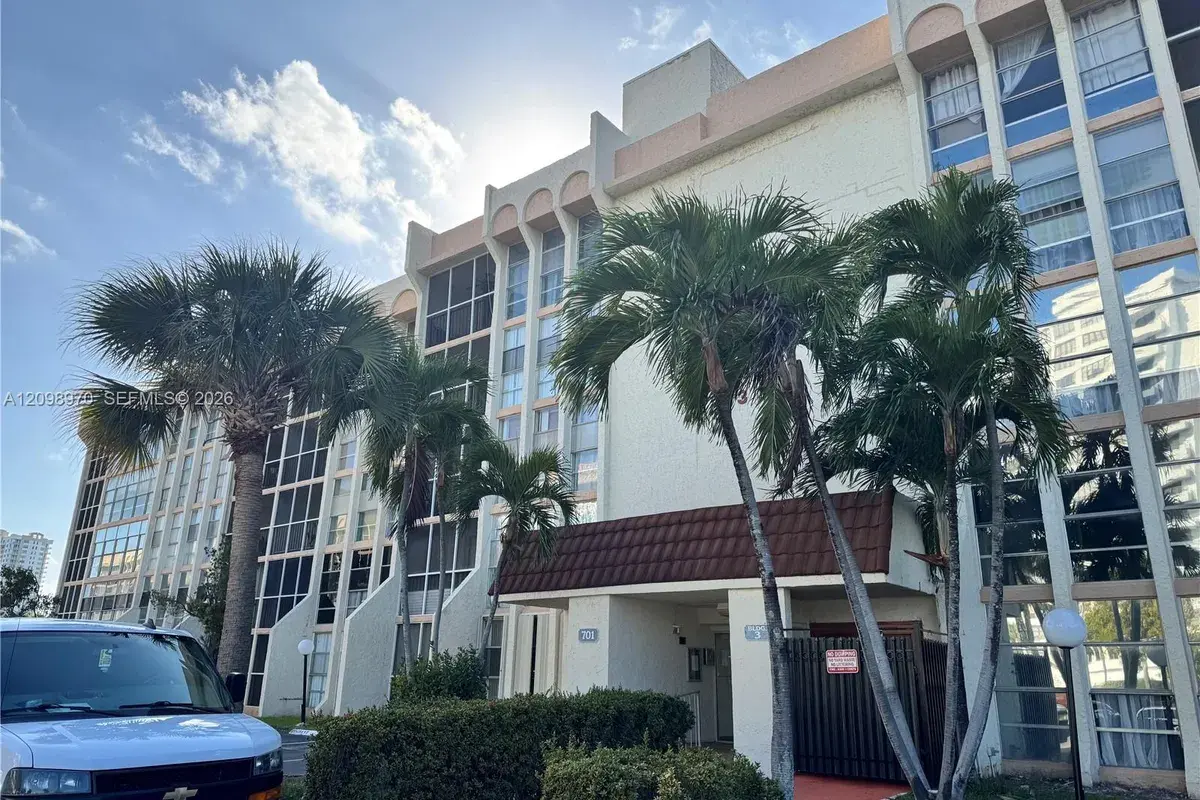 701 Three Islands Blvd # 103, Hallandale Beach FL 33009