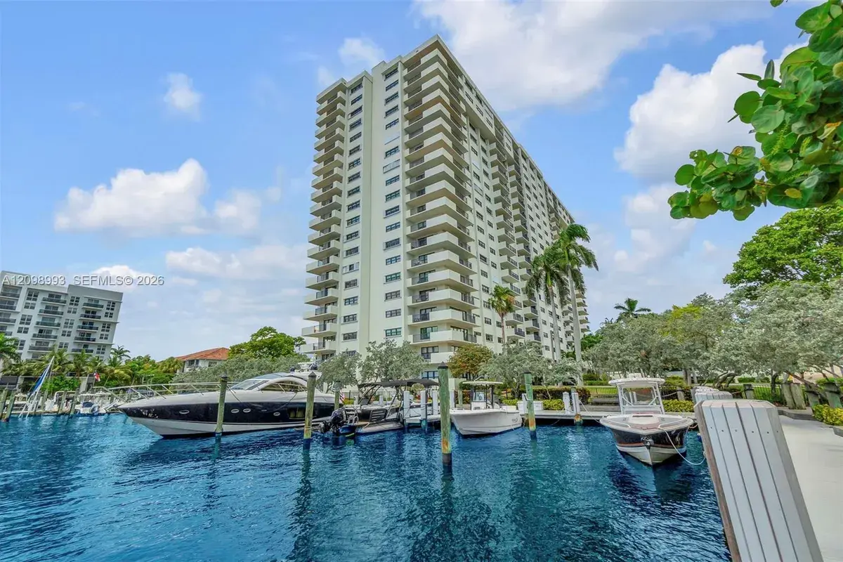 3200 Port Royale Dr N # 806, Fort Lauderdale FL 33308