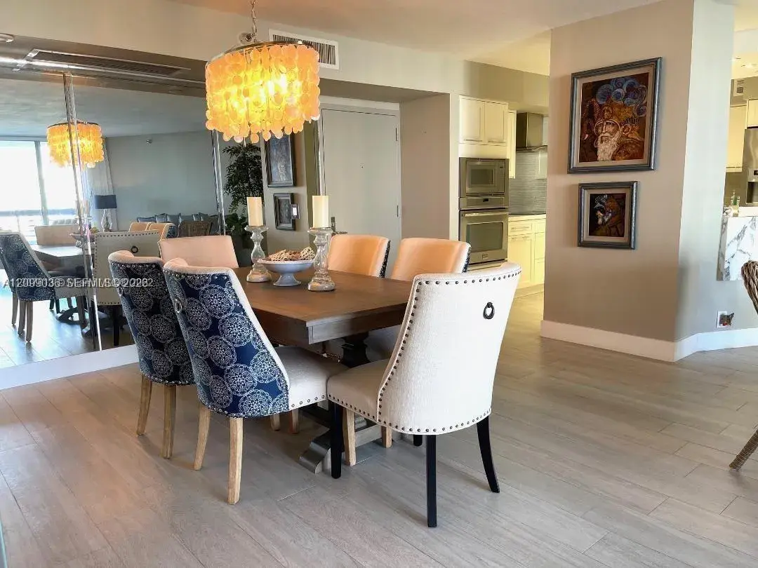 3500 Mystic Pointe Dr # 1507, Aventura FL 33180