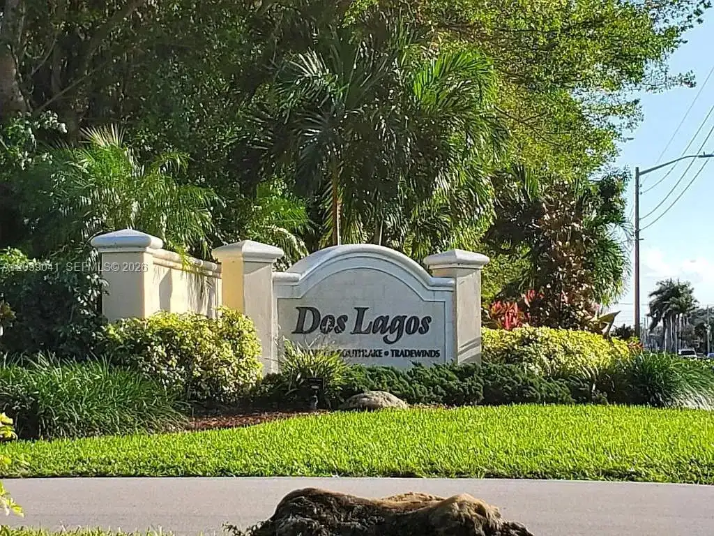 16 Via De Casas Sur # 201, Boynton Beach FL 33426