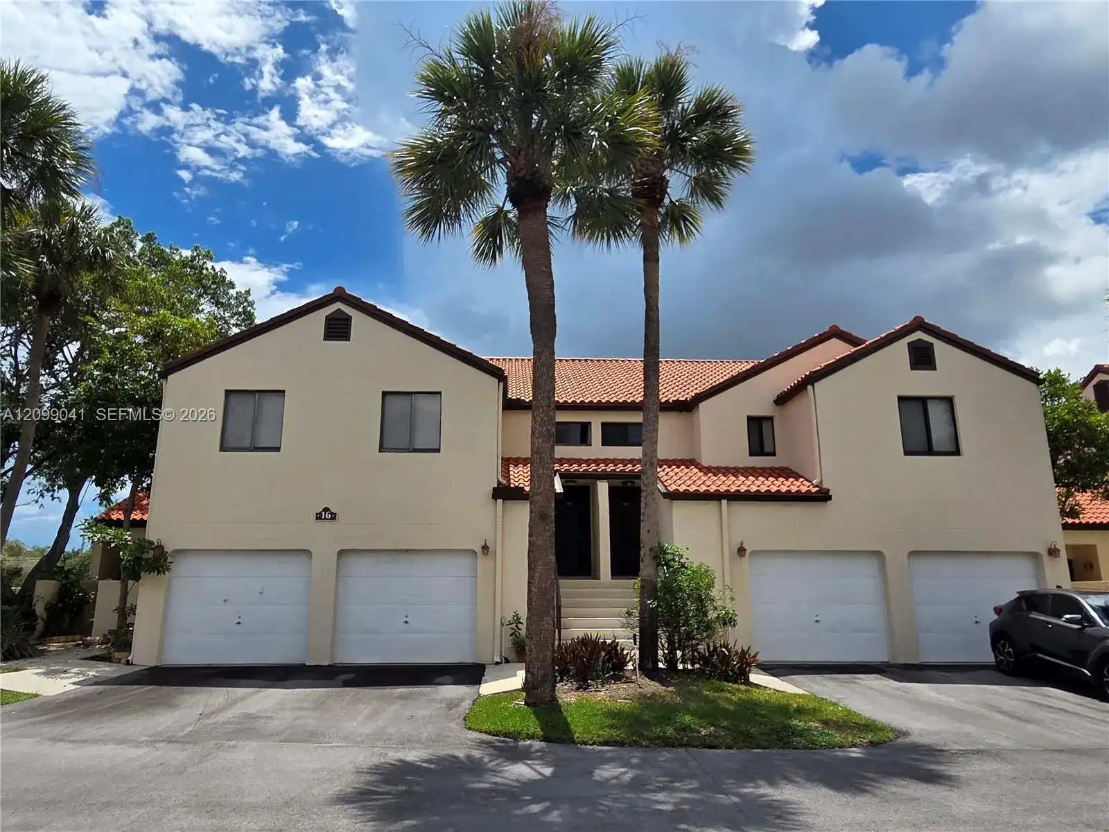 16 Via De Casas Sur # 201, Boynton Beach FL 33426 photo 2