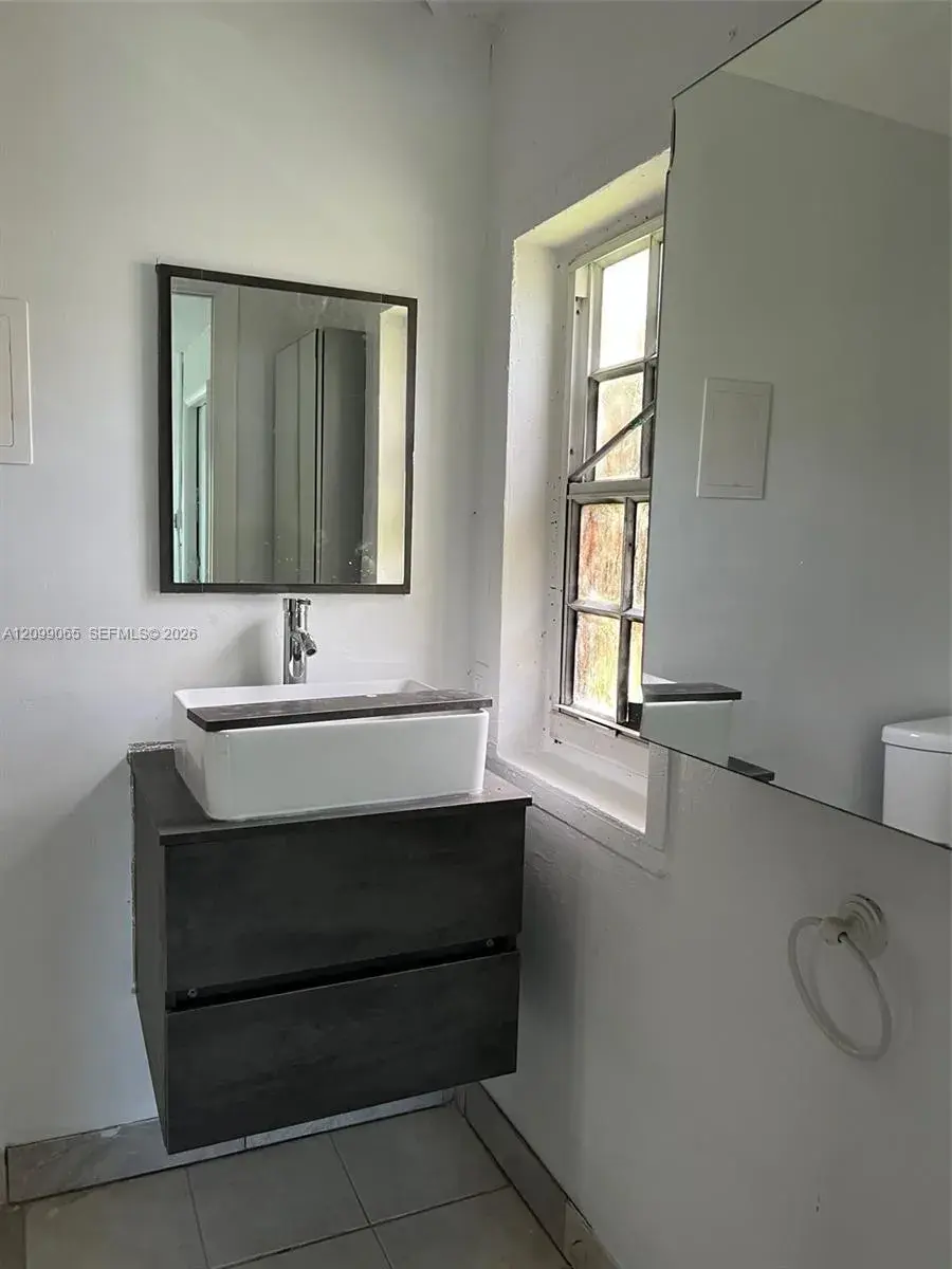 802 S 24th Ave # 1, Hollywood FL 33020