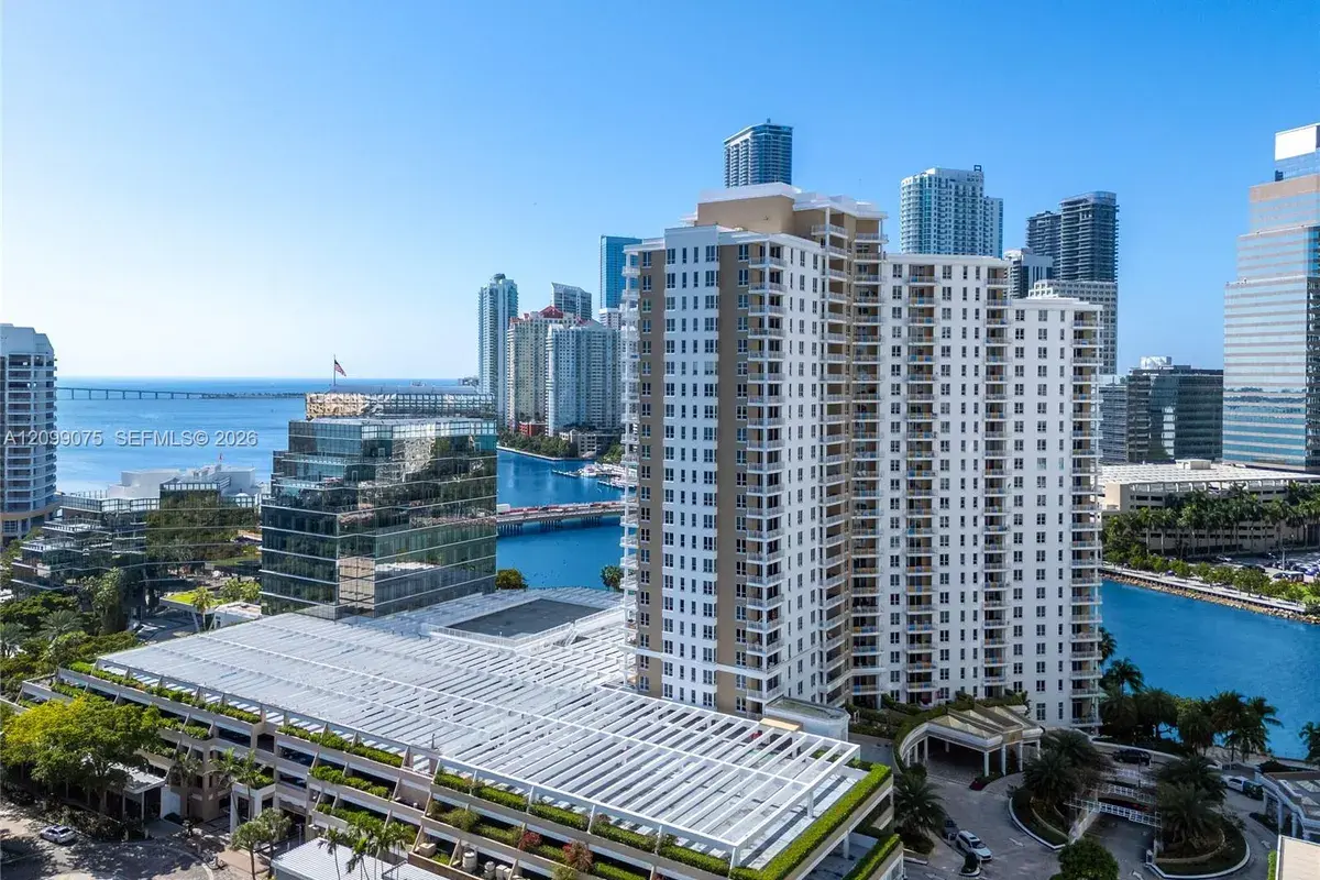 701 Brickell Key Blvd # 1004, Miami FL 33131