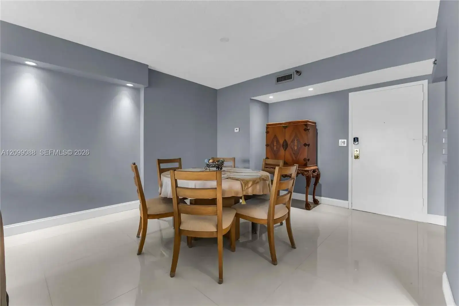3850 Washington St # 704, Hollywood FL 33021 photo 4