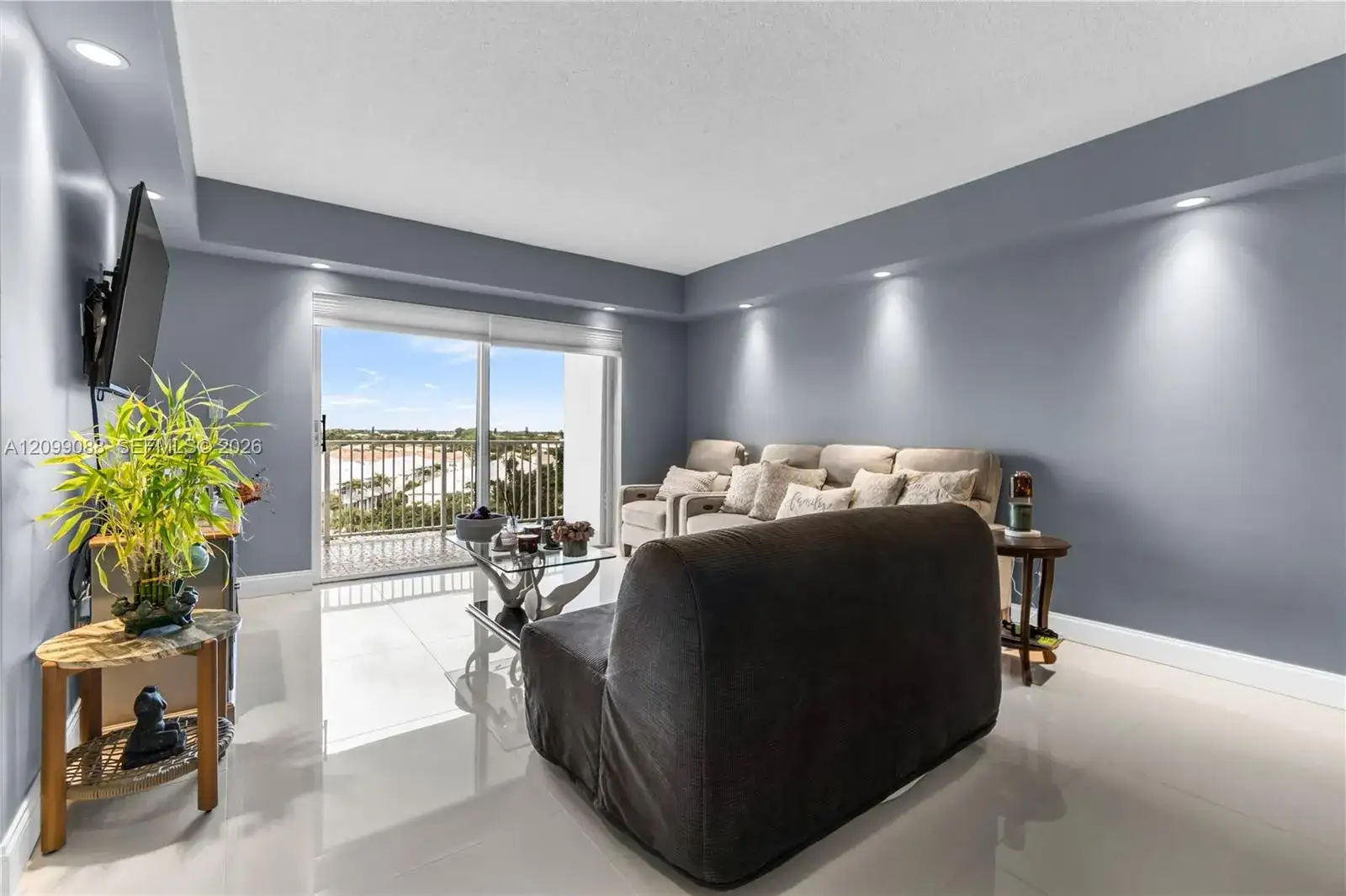 3850 Washington St # 704, Hollywood FL 33021 photo 5