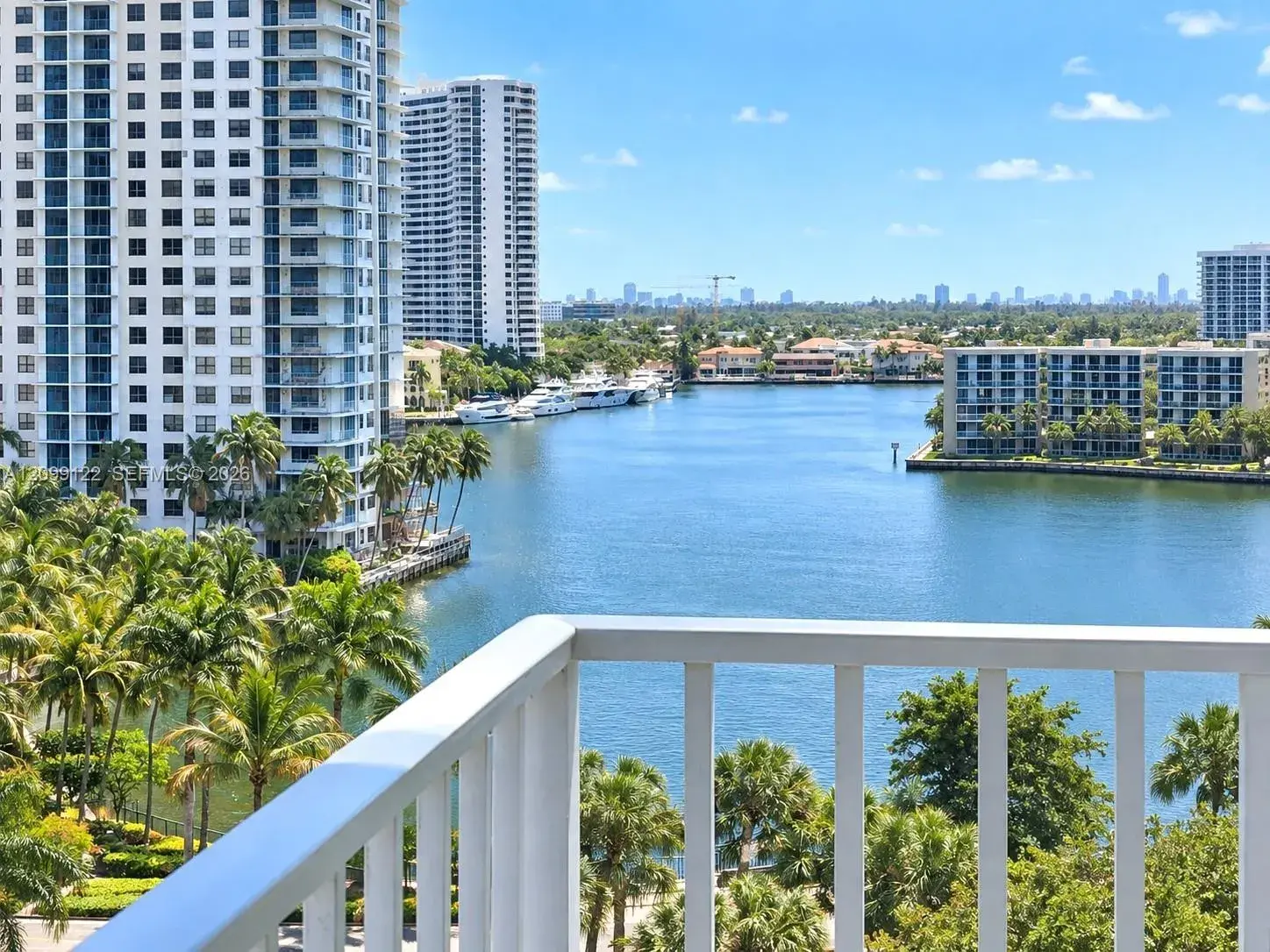 2851 NE 183rd St # 905E, Aventura FL 33160