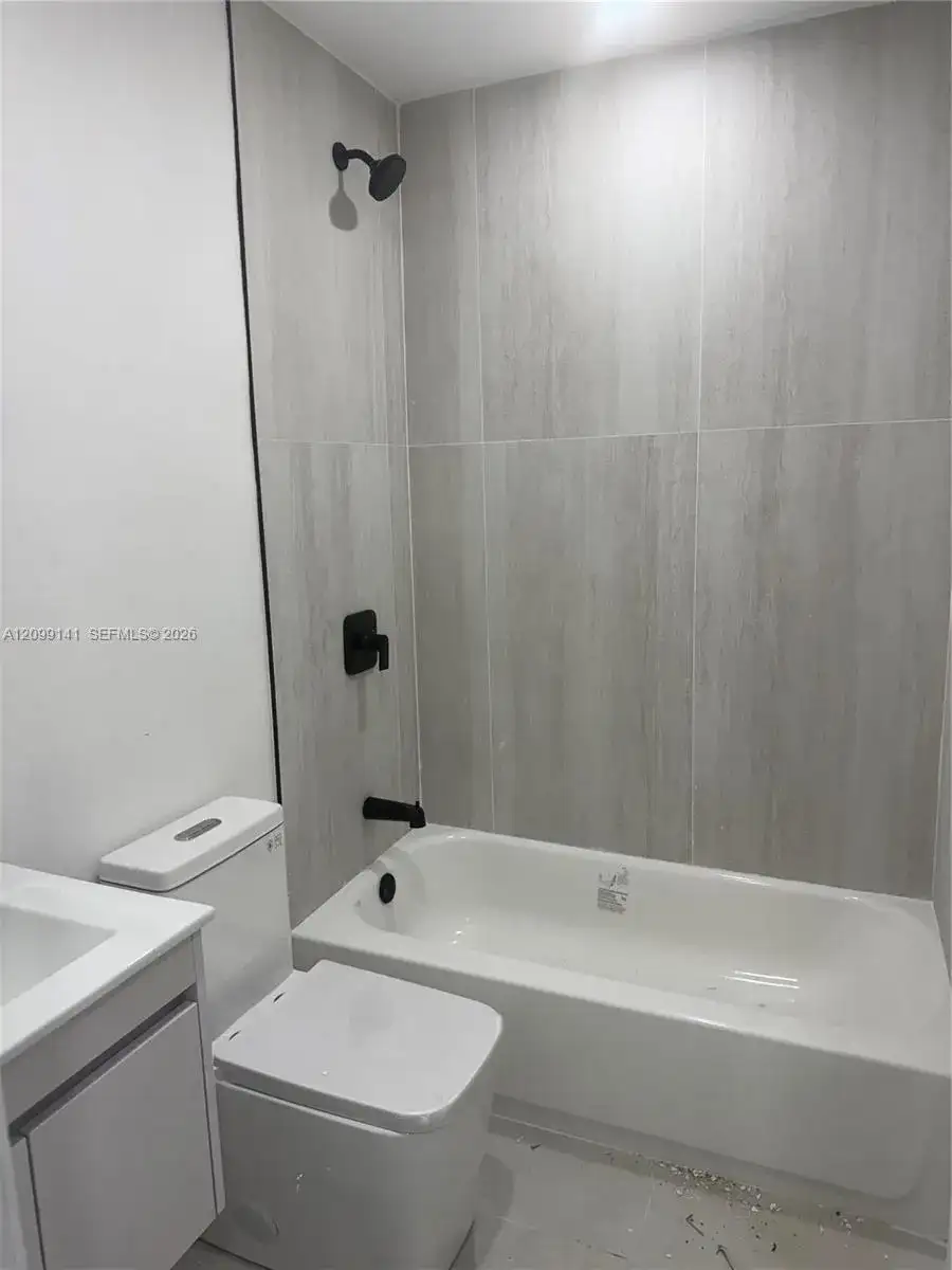 4135 SW 116th Ave, Miami FL 33165 photo 2