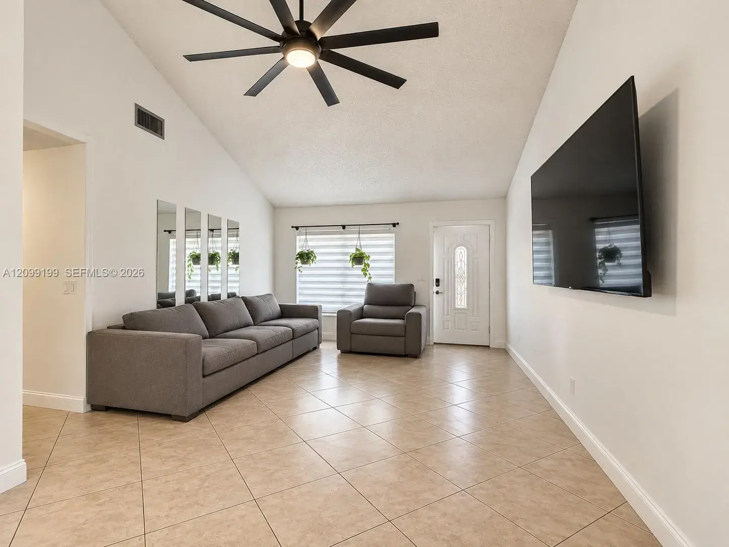 8212 SW 13th St, North Lauderdale FL 33068