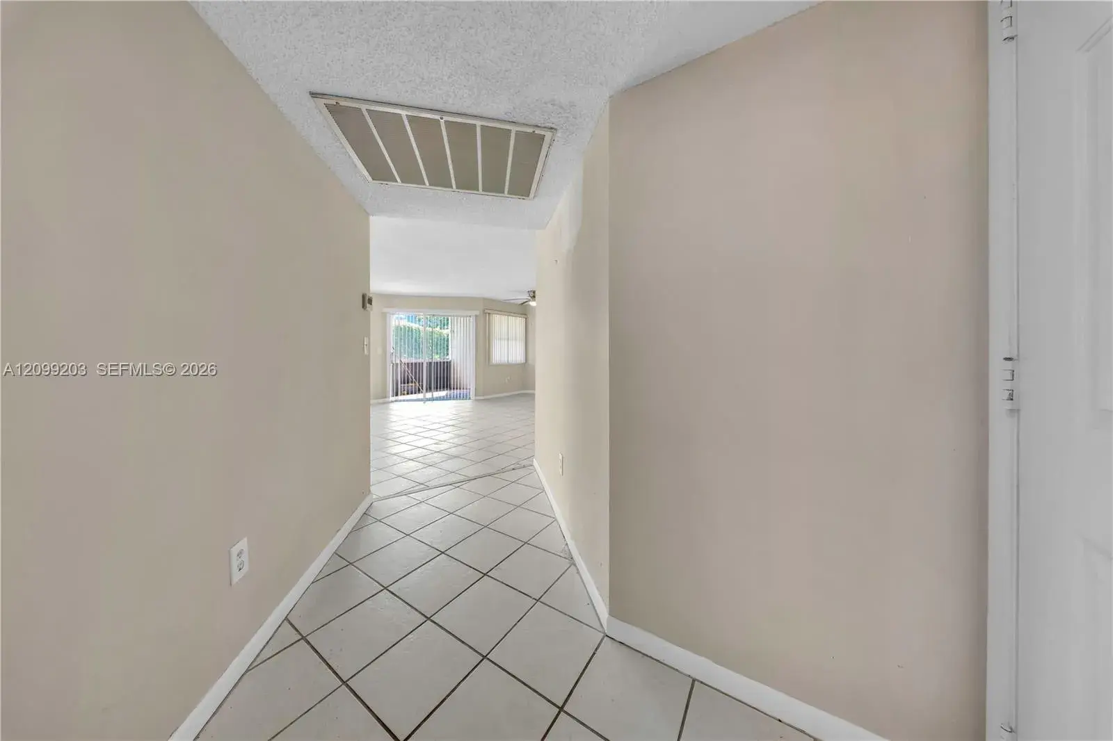 2257 SE 27th Dr, Homestead FL 33035