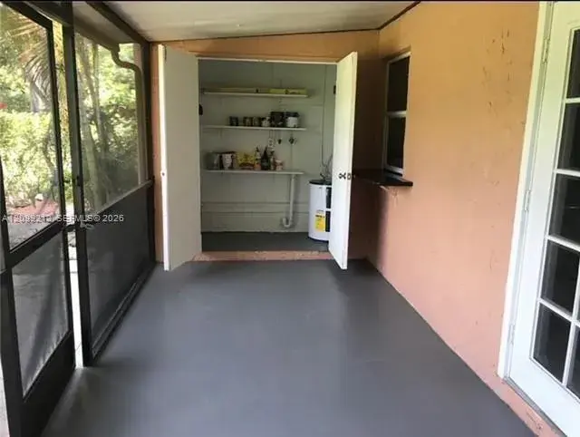 20 Laredo Pl # 1, Davie FL 33324