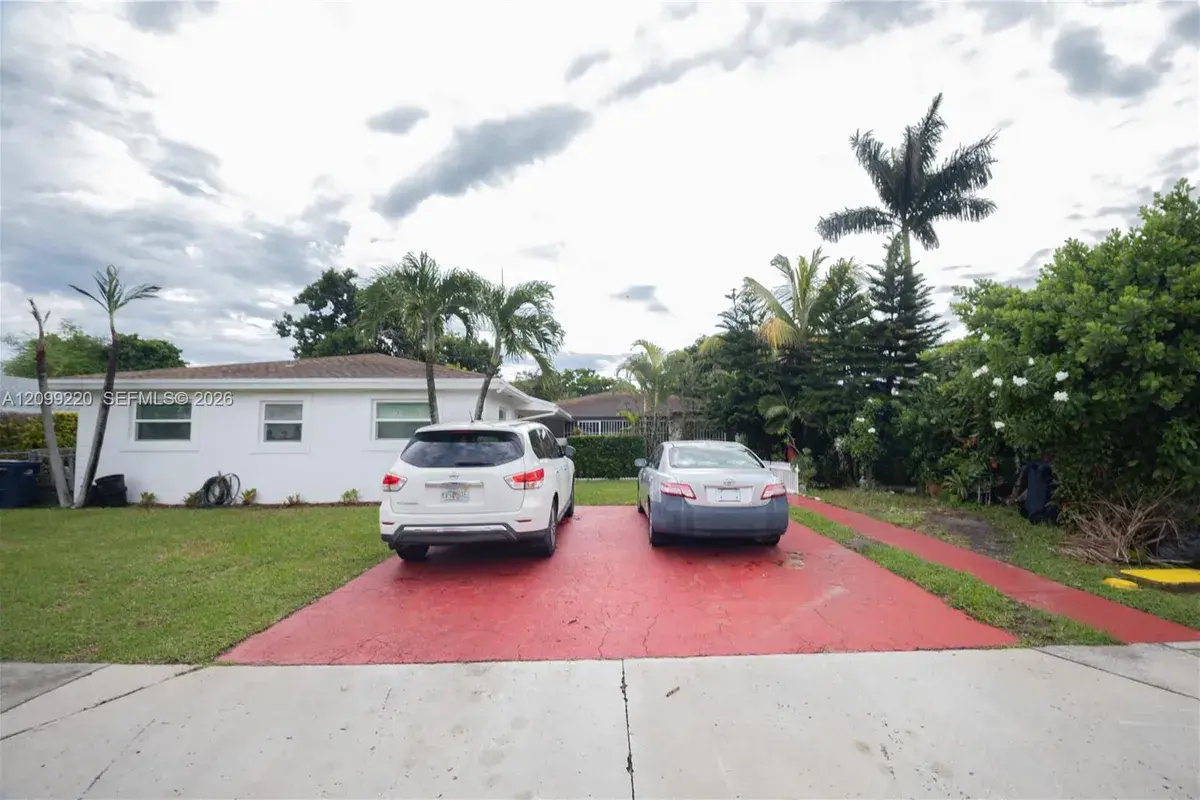 19533 SW 103 ct, Cutler Bay FL 33157